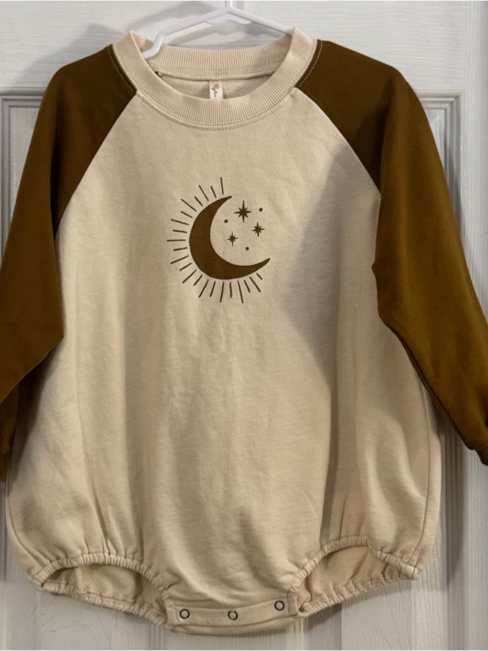 Rylee + Cru Unisex Baby Cream and Brown Half Moon Graphic Long Sleeve Bodysuit